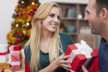 Should You Give Your New Boyfriend A Christmas Present?